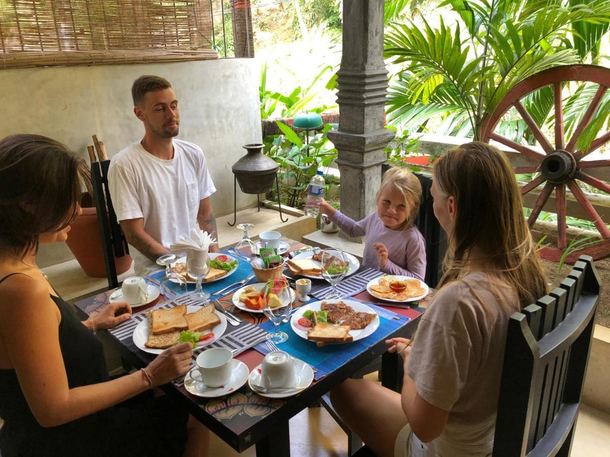 Gangula Villa แคนดี้ ภายนอก รูปภาพ